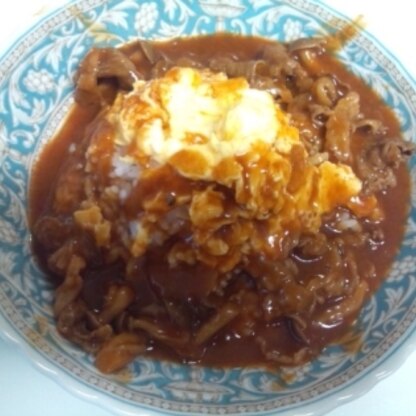 またまた作りました♪
我が家は、カレーよりハヤシライス派なので、これからの夏休みもまた作らせてもらうと思います(^^*)